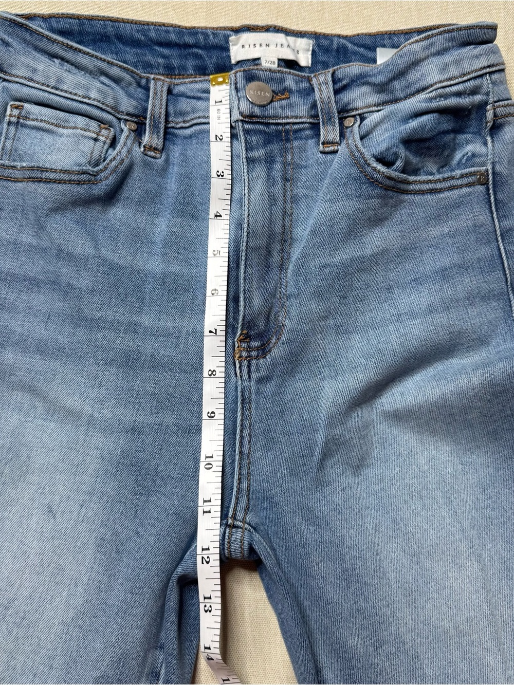 Risen High Rise Flare Jeans Raw Hem Light Wash Stretch Size 7/28 - Picture 5 of 12